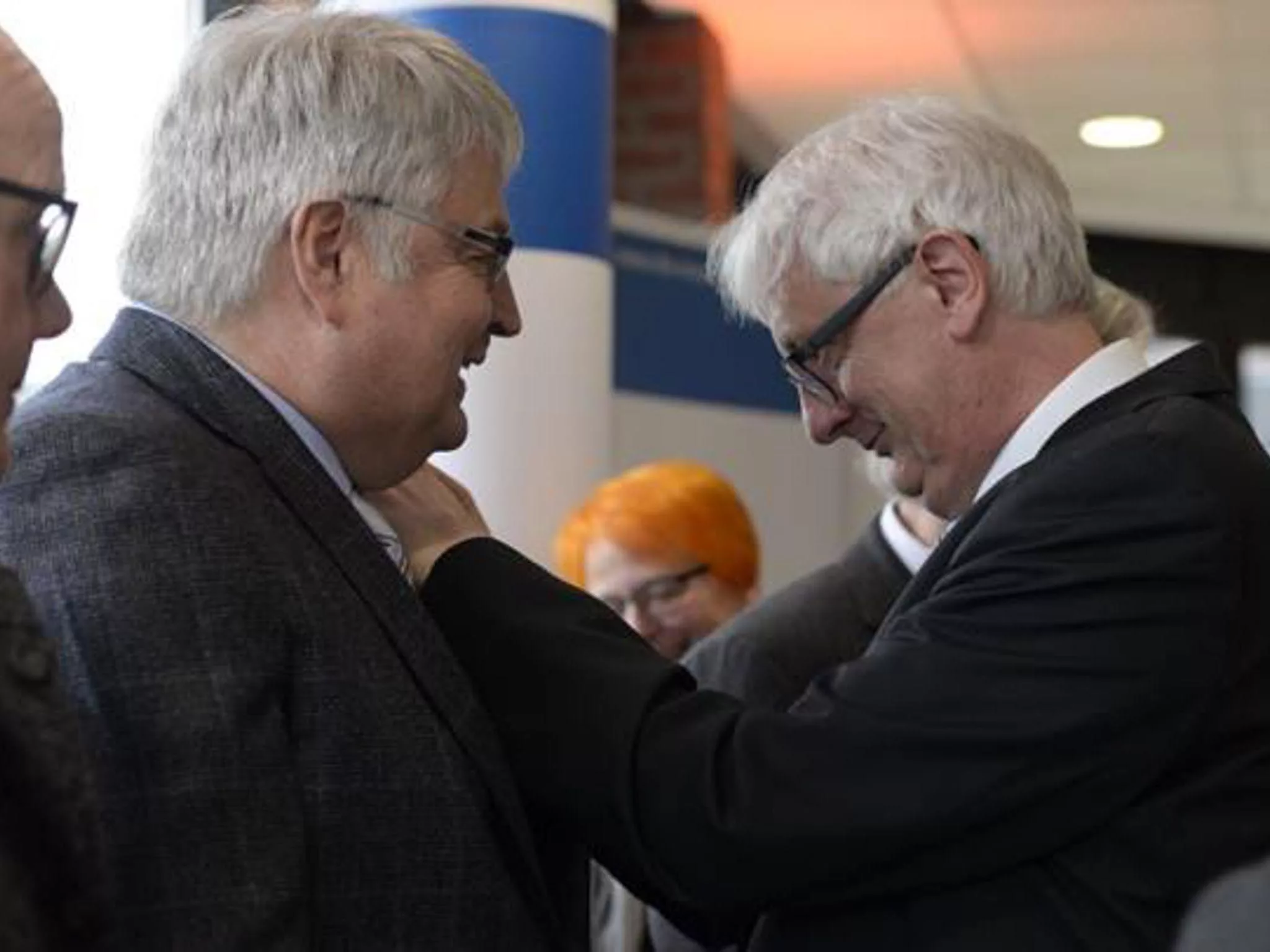 Burkhard Rohländer mit silberner Ehrennadel ausgezeichnet
